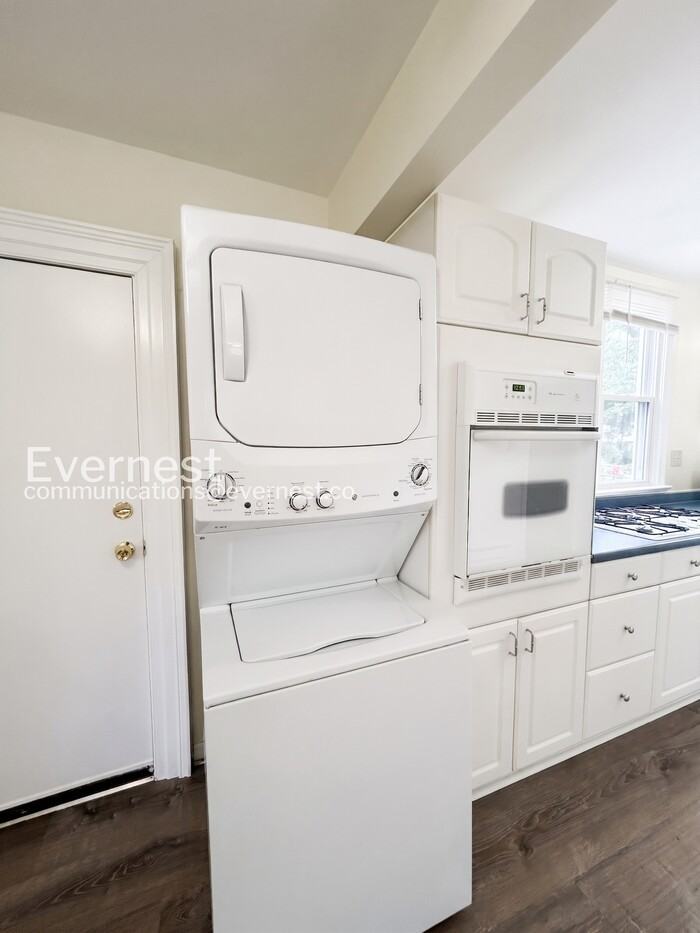 227 Lincoln Ave - Photo 6 of 25