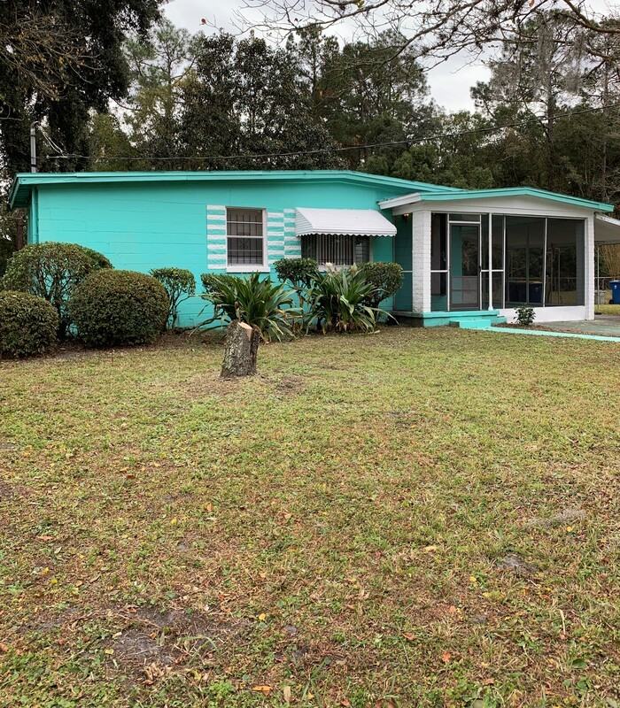 2632 Begonia Rd - Photo 2 of 20