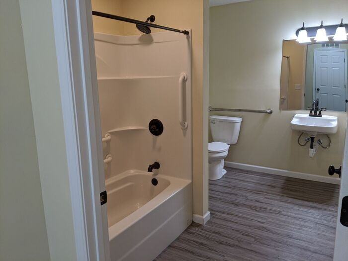 2733 Noel Ln - Photo 5 of 8
