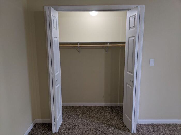 2733 Noel Ln - Photo 6 of 8
