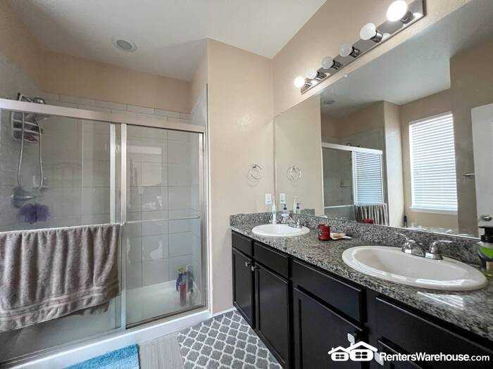 25104 E Pinewood Pl - Photo 6 of 49