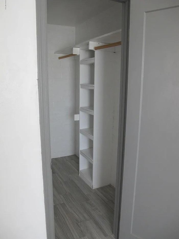 1120 E Water St - Photo 7 of 9