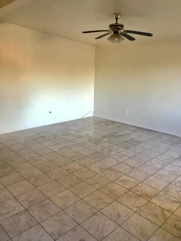 2601 N Euclid Ave - Photo 4 of 14