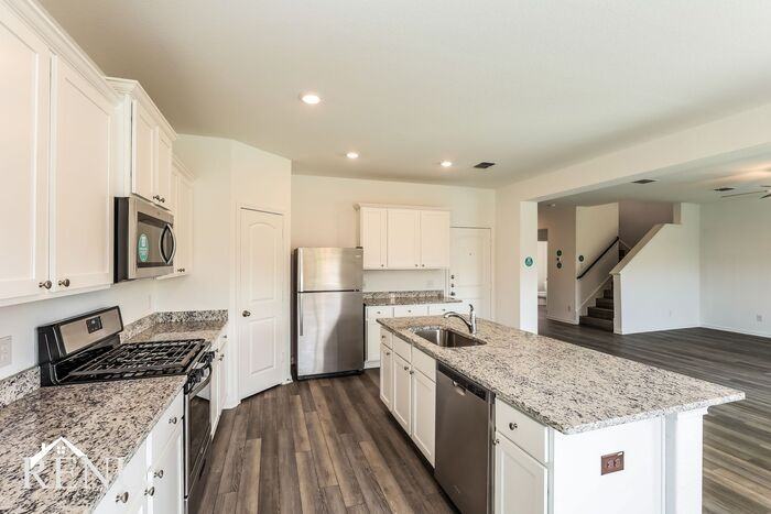 2955 Jackson Smt - Photo 4 of 24