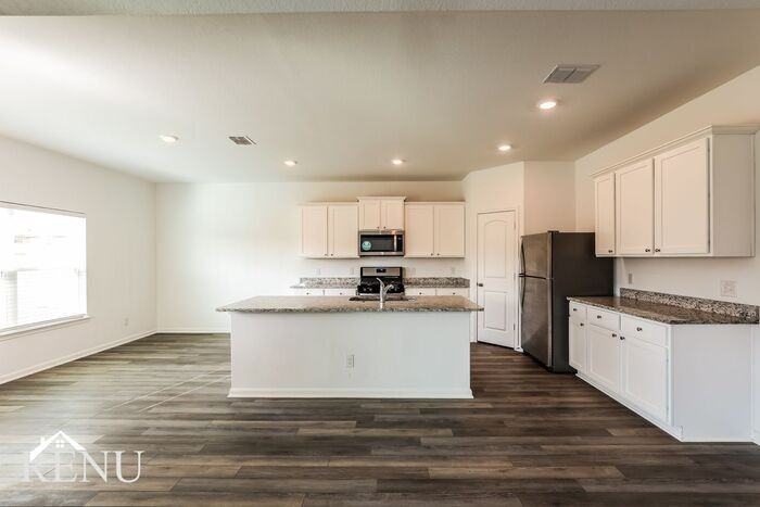 2955 Jackson Smt - Photo 7 of 24