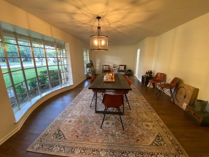408 Mimosa Dr - Photo 2 of 9