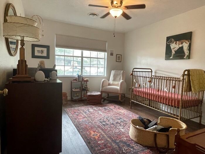 408 Mimosa Dr - Photo 6 of 9