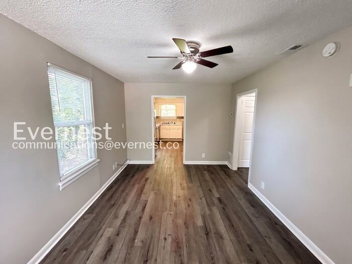 1176 Sioux Ter - Photo 6 of 21