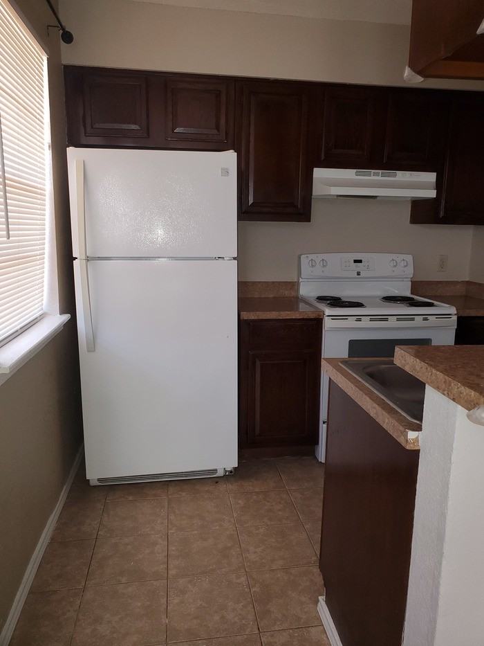 2211 New Combes Hwy #11 - Photo 6 of 12