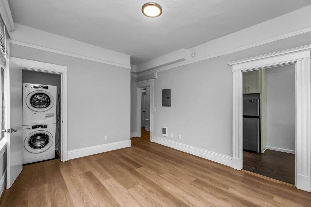 605 Jones - Photo 6 of 24