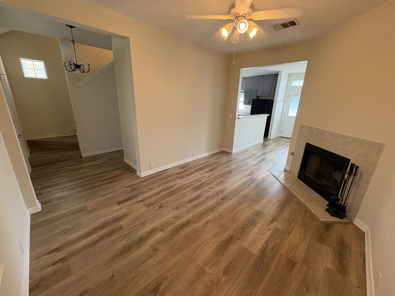215 MichaelisUnit #1 - Photo 6 of 16