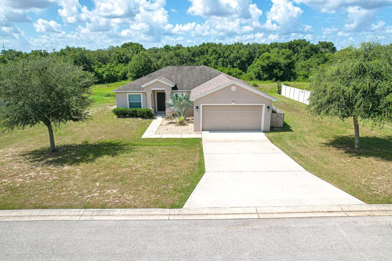 264 Hidden Lake Ln - Photo 2 of 20