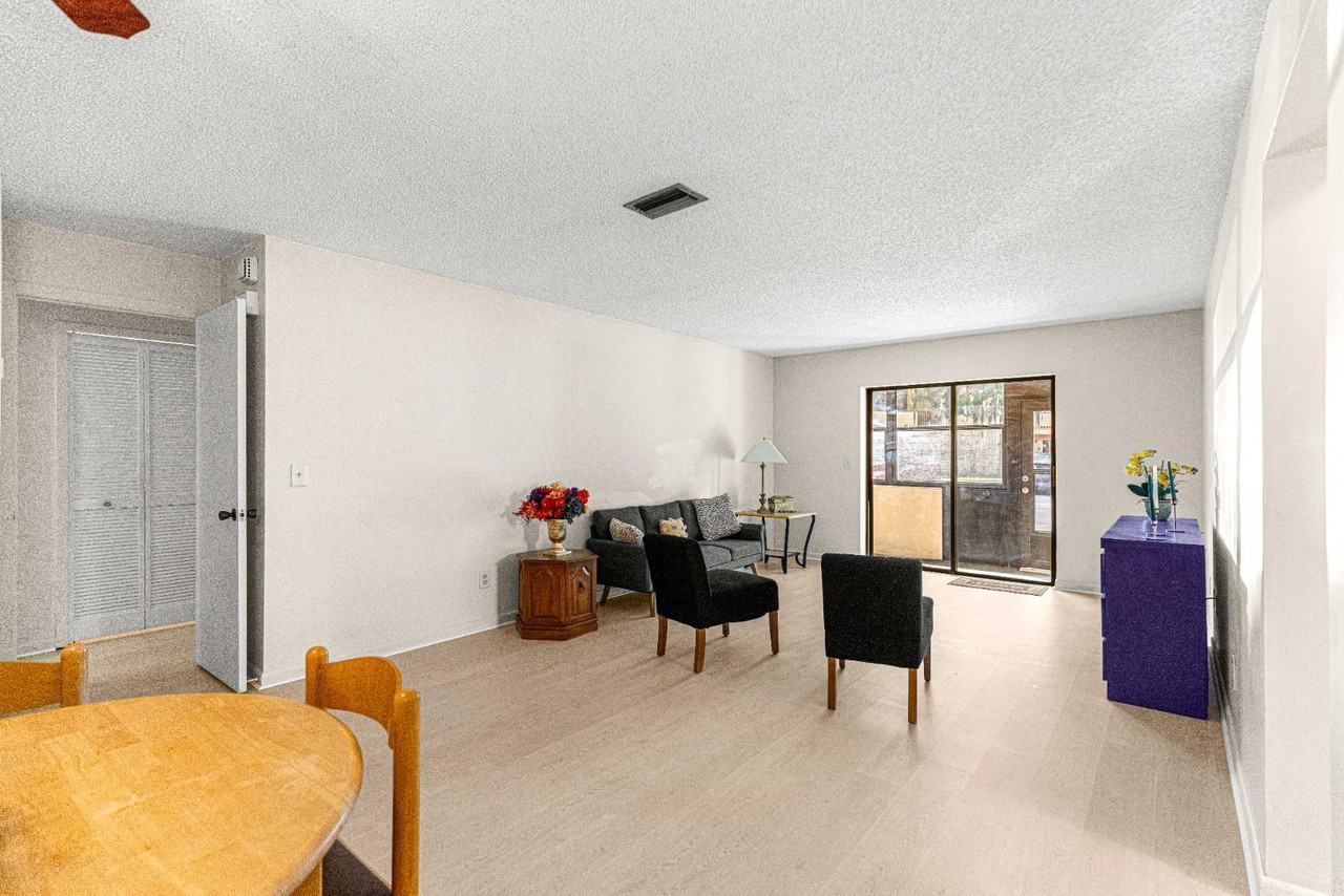 3507 E Fort King St - Photo 7 of 11