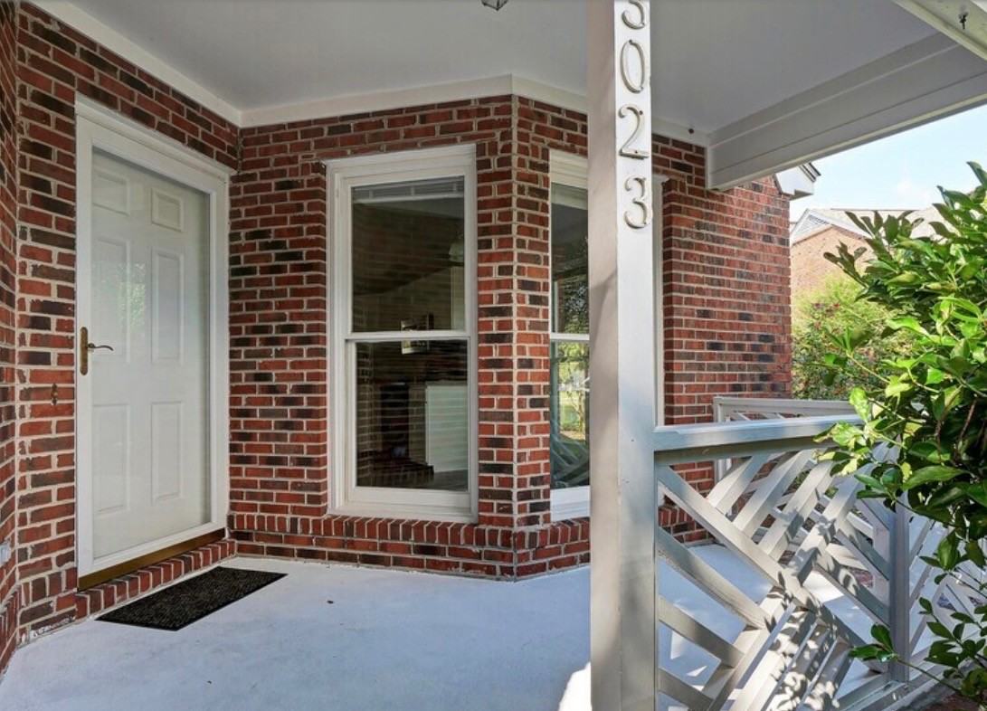 3023 Remington Dr - Photo 2 of 9