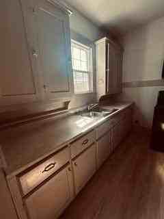 1221 W 2nd Avenue - Photo 7 of 22