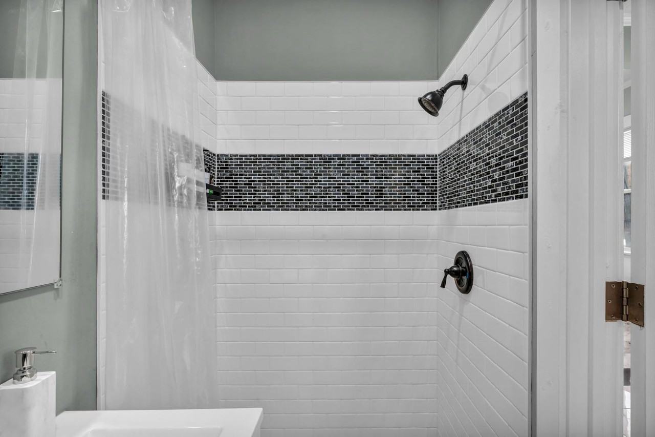 06 - 3081 W 16th, Cleveland, OH 44113 - Photo 2 of 10
