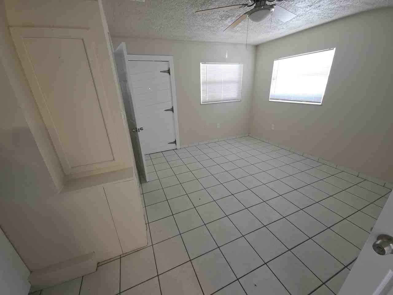105 Palmetto Ave #11 - Photo 5 of 10