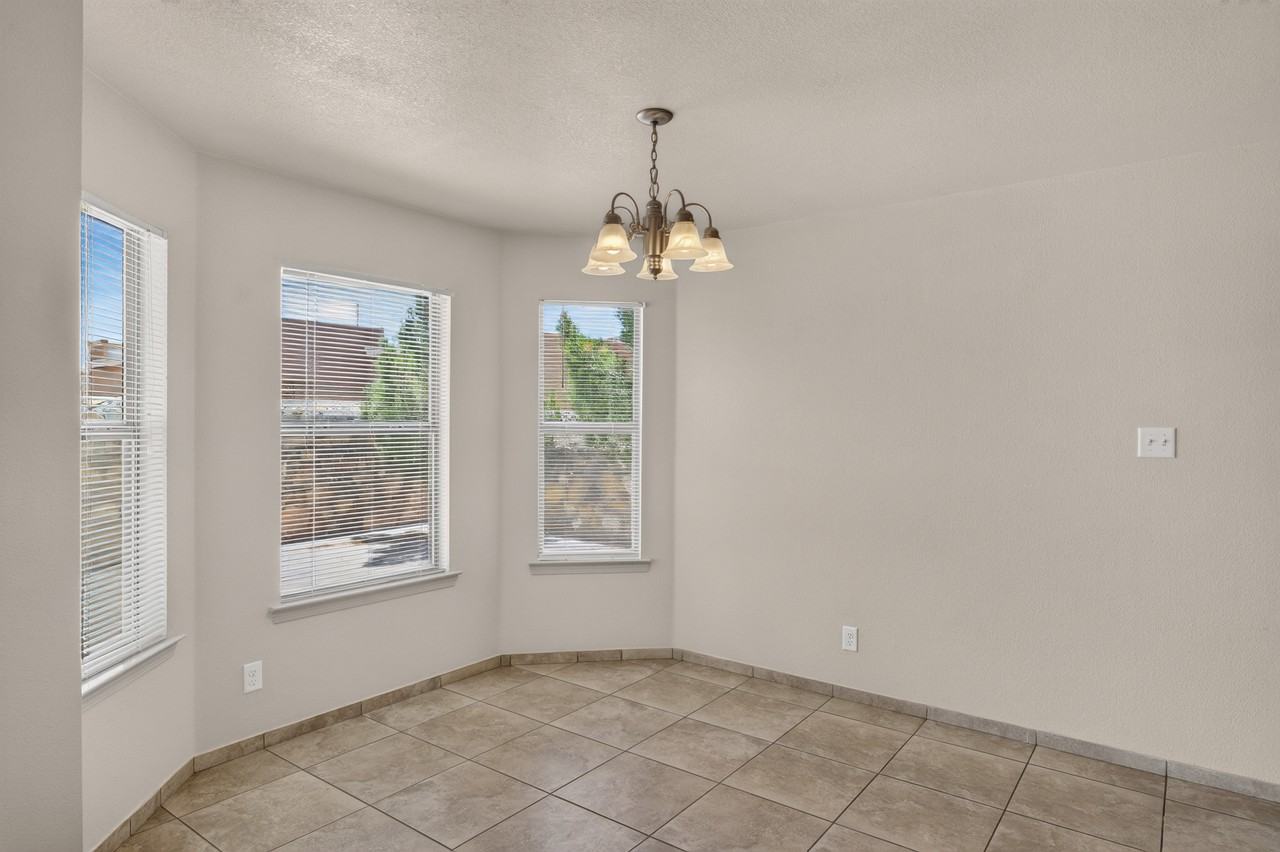 608 Cactus Creek Pl #1 - Photo 6 of 27