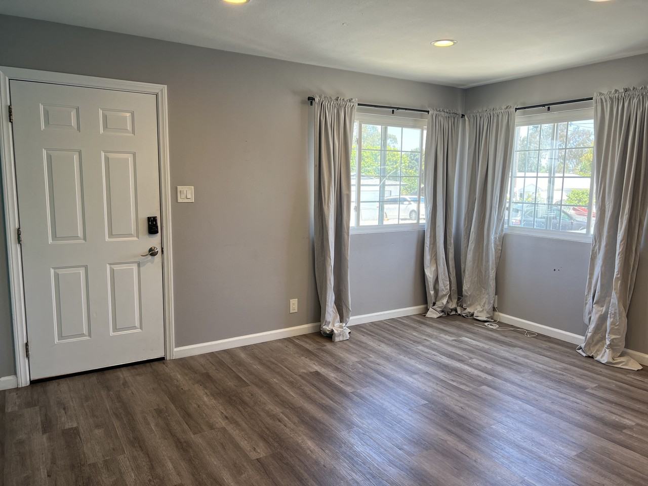 6373 Osler St #1 - Photo 6 of 13