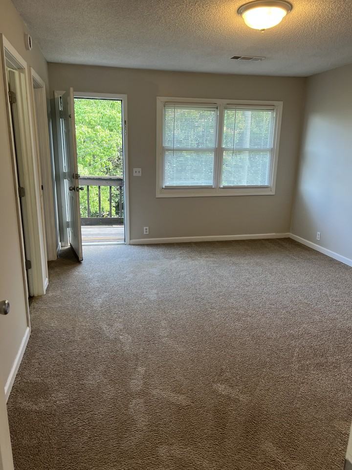 117 Forest Ave #102 - Photo 7 of 14