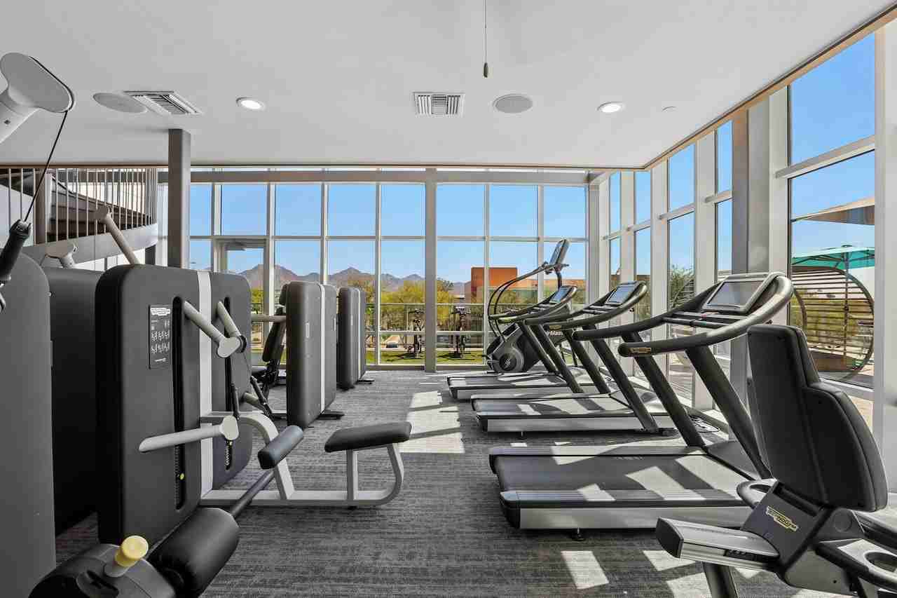 Broadstone Scottsdale Quarter - Photo 7 of 37