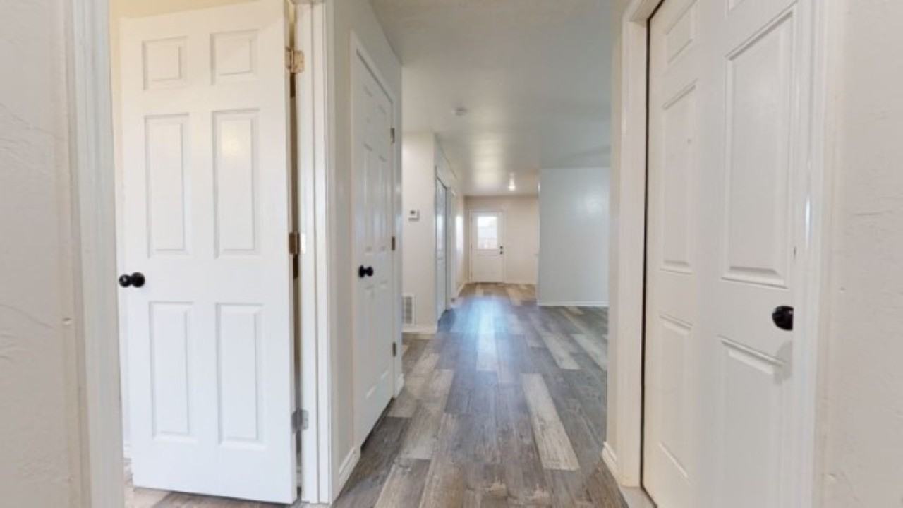 415 W James StUnit 1 #1 - Photo 3 of 17