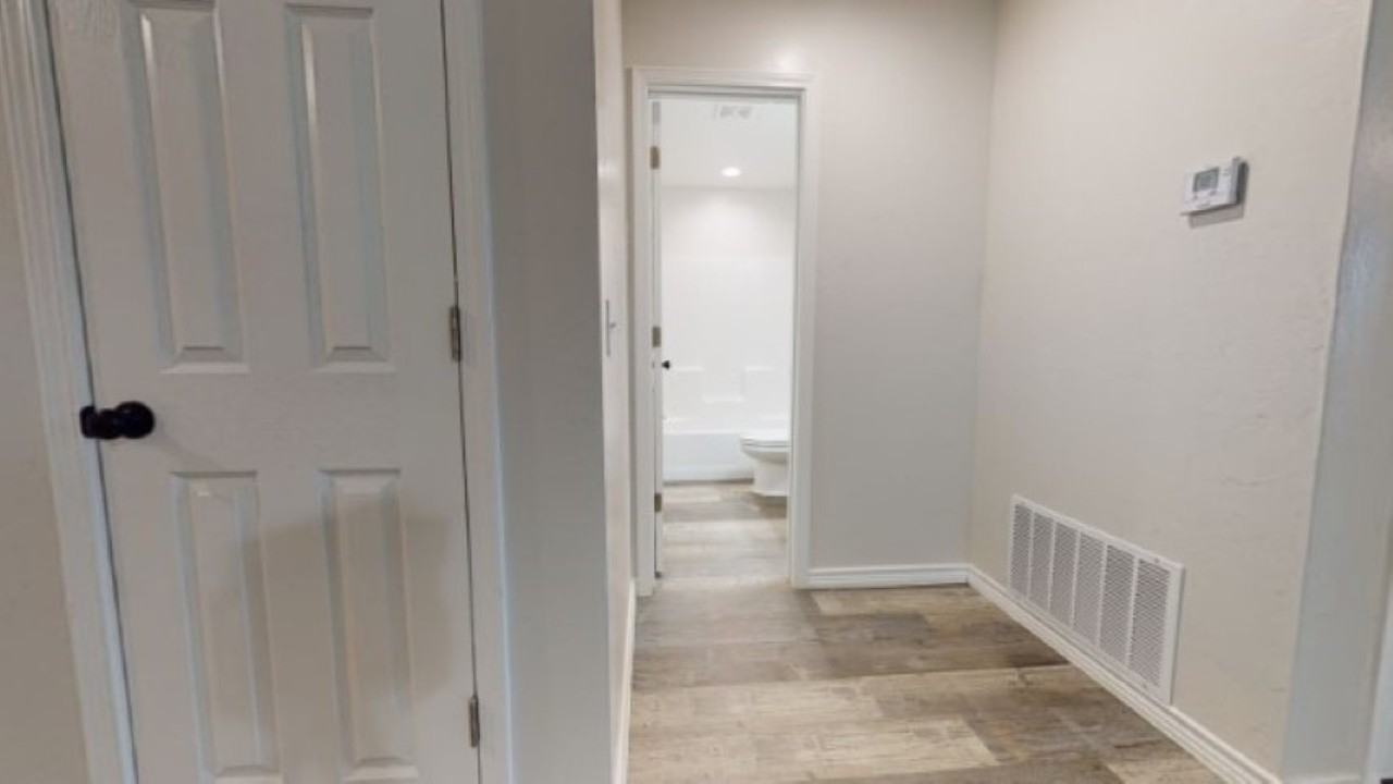 415 W James StUnit 1 #1 - Photo 6 of 17