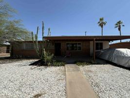 featured image of 5034 E 24th St #1