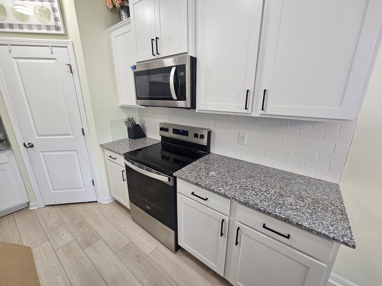 405 Griffon Dr #1 - Photo 6 of 18
