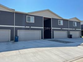 featured image of 1188 Forestglen Dr #F