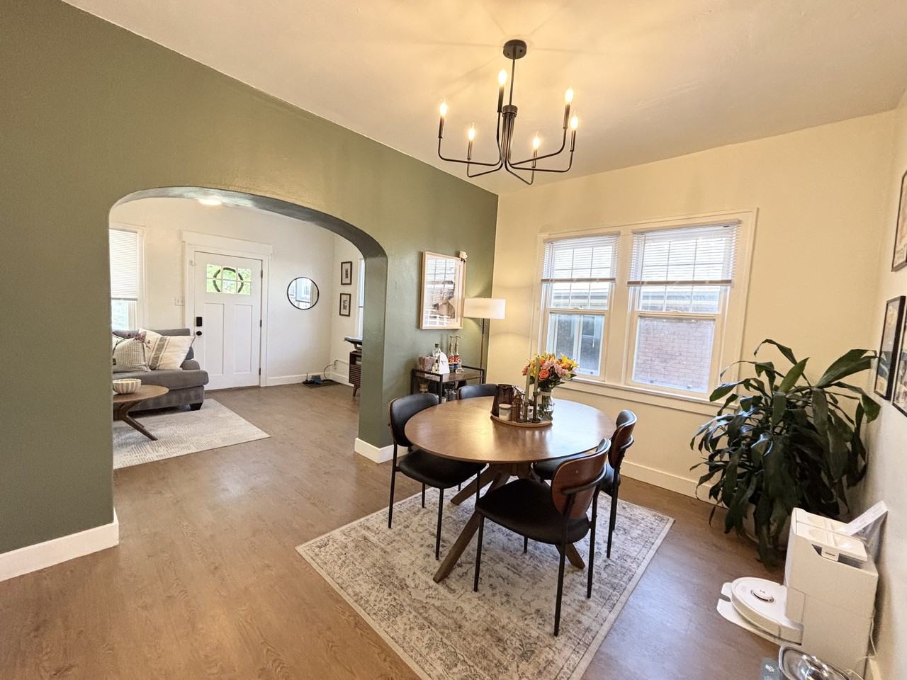 1415 Hollywood Ave #1415 - Photo 5 of 34