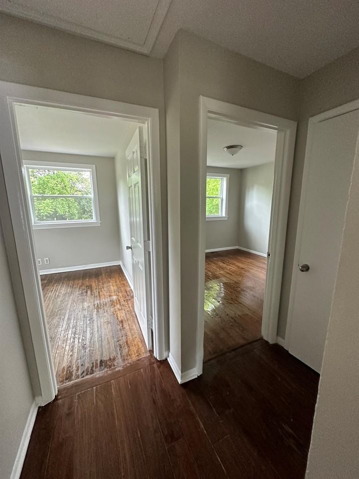 100 Glenmont Dr #A - Photo 5 of 7