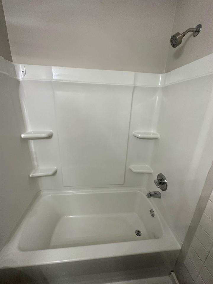 100 Glenmont Dr #A - Photo 7 of 7