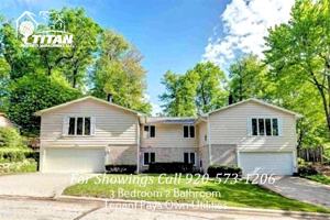 featured image of 2556 Woodridge Ln #1