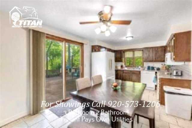 2556 Woodridge Ln #1 - Photo 4 of 9