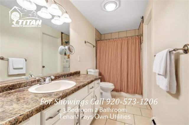 2556 Woodridge Ln #1 - Photo 6 of 9