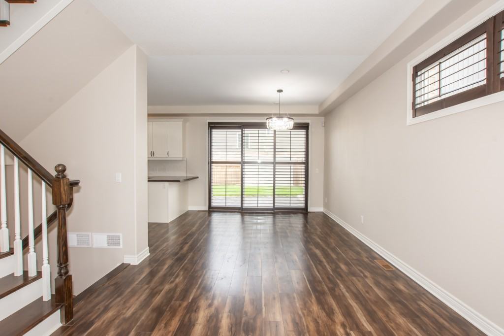 8389 Eva Blvd - Photo 5 of 24