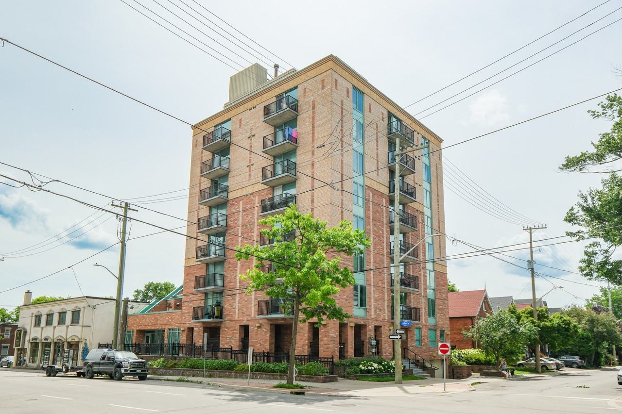 80 Florence Street (Unit 706) - Photo 5 of 21