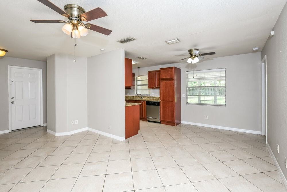 631 Fernandina St Nw - Photo 5 of 16