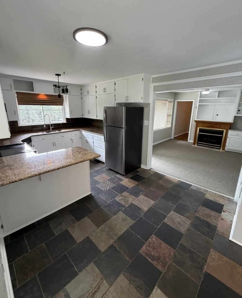 867 Shades Crest Rd #1 - Photo 5 of 28