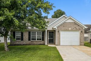 featured image of 4002 Deer Run Trce