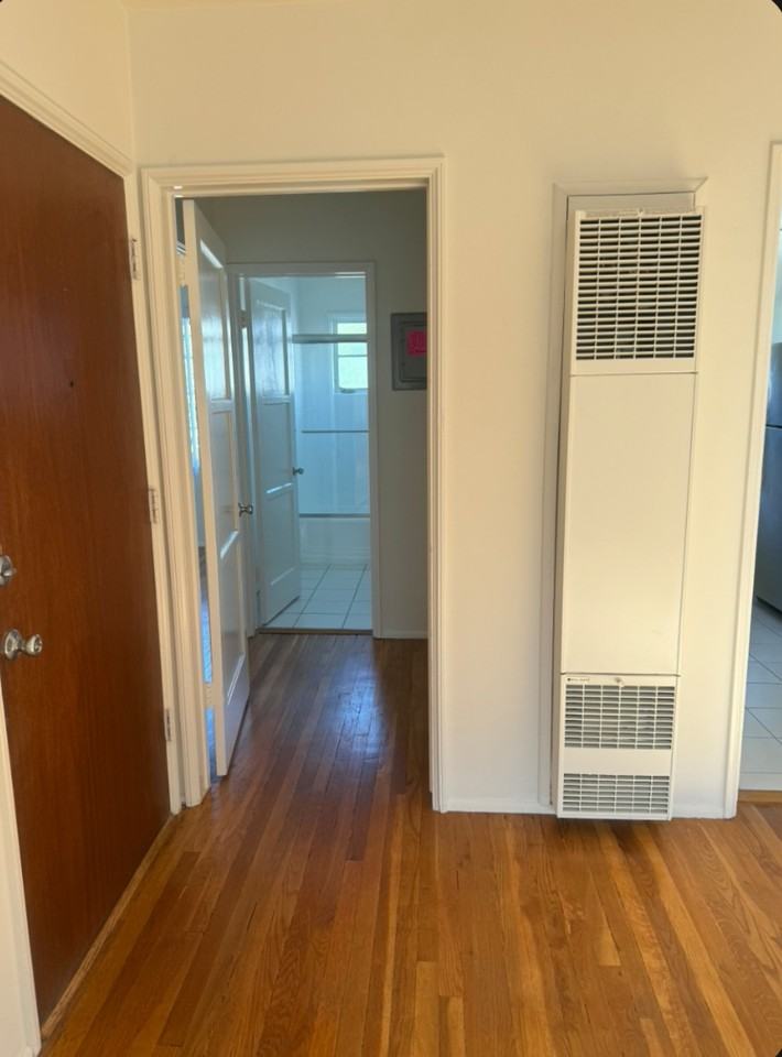 328 North Louise Street - Photo 3 of 10