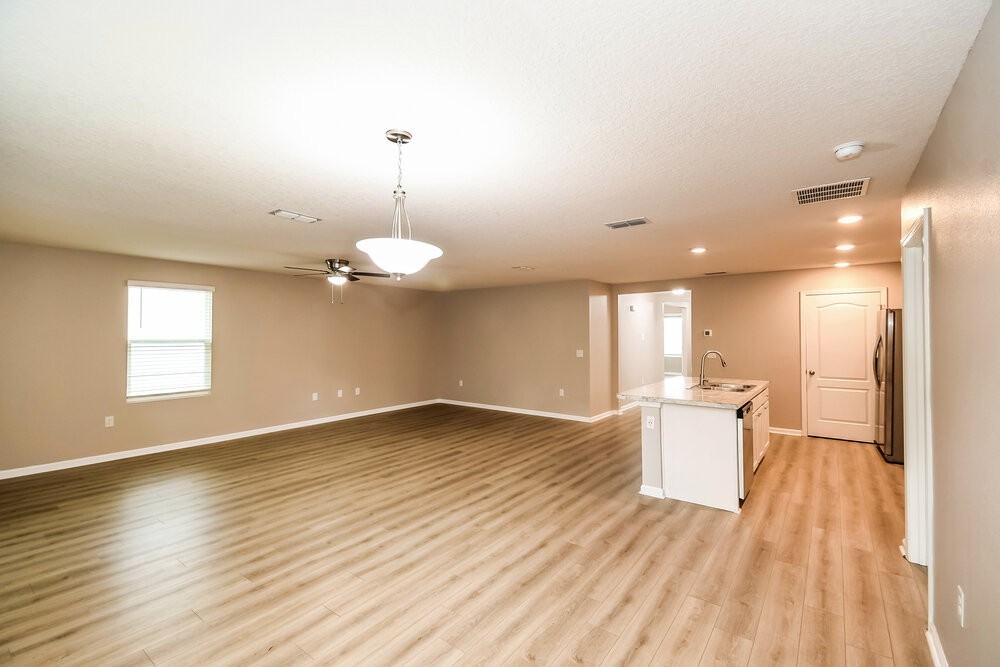3507 Twin Falls Dr - Photo 5 of 16