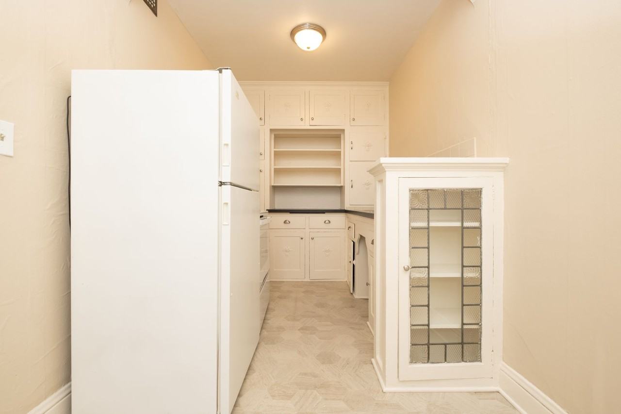 708 NW 19th Ave. - Photo 7 of 20