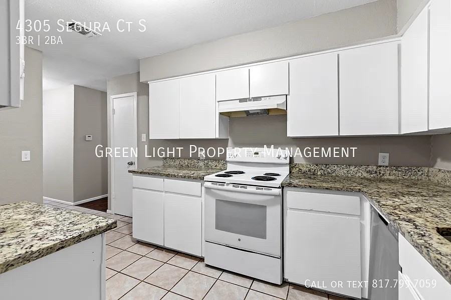 4305 Segura Ct S - Photo 7 of 27