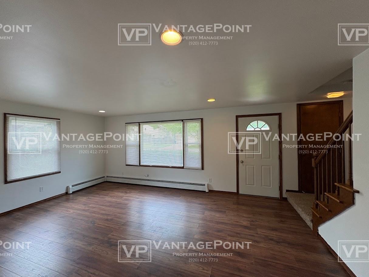1713 Edgehill Dr #1713 - Photo 2 of 21