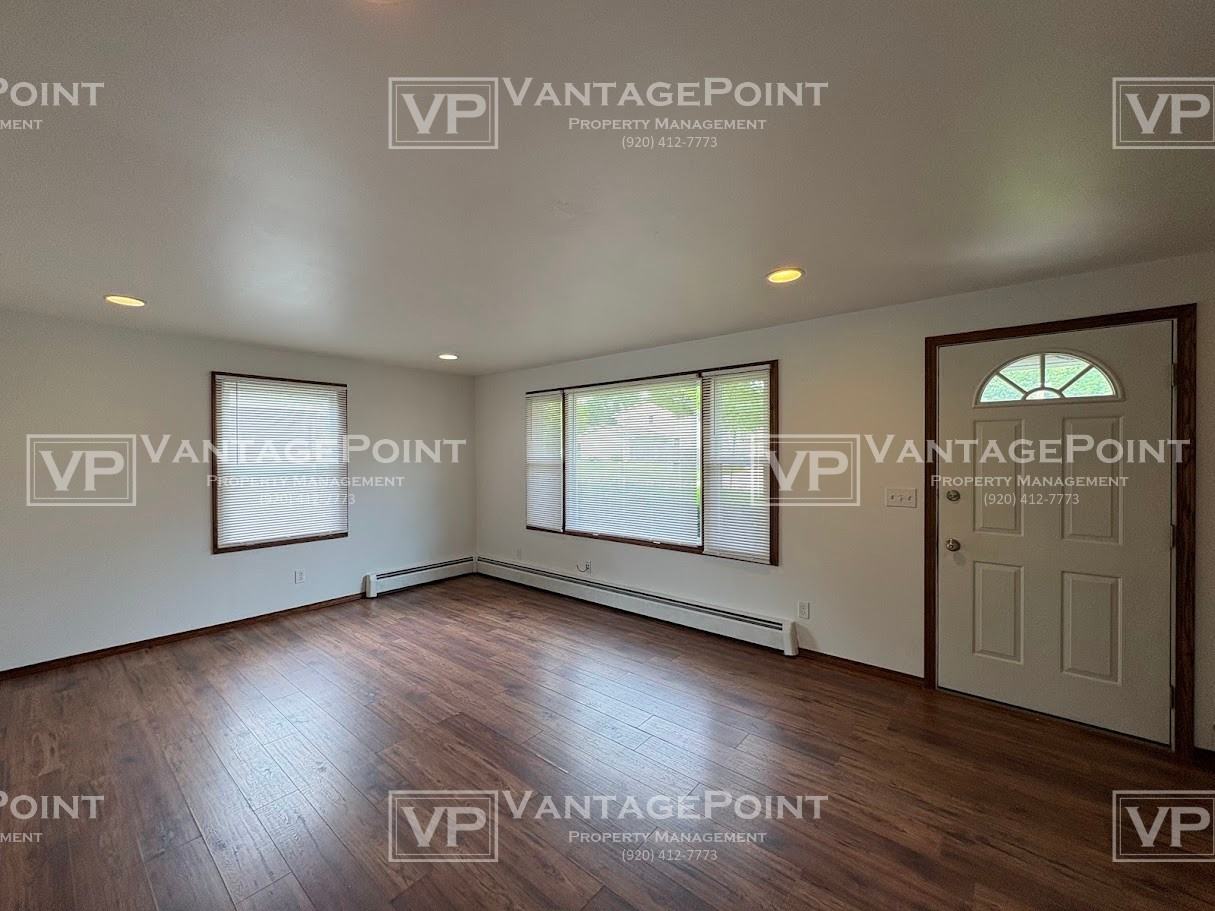 1713 Edgehill Dr #1713 - Photo 4 of 21