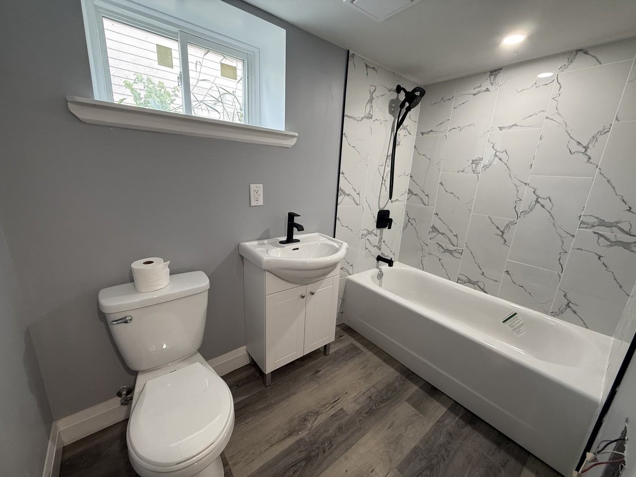 170 Grenfell St #BS - Photo 2 of 9