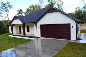 featured image of 2713 Sullivan Dr #1