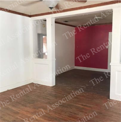 214 S Bonner St #1 - Photo 4 of 8